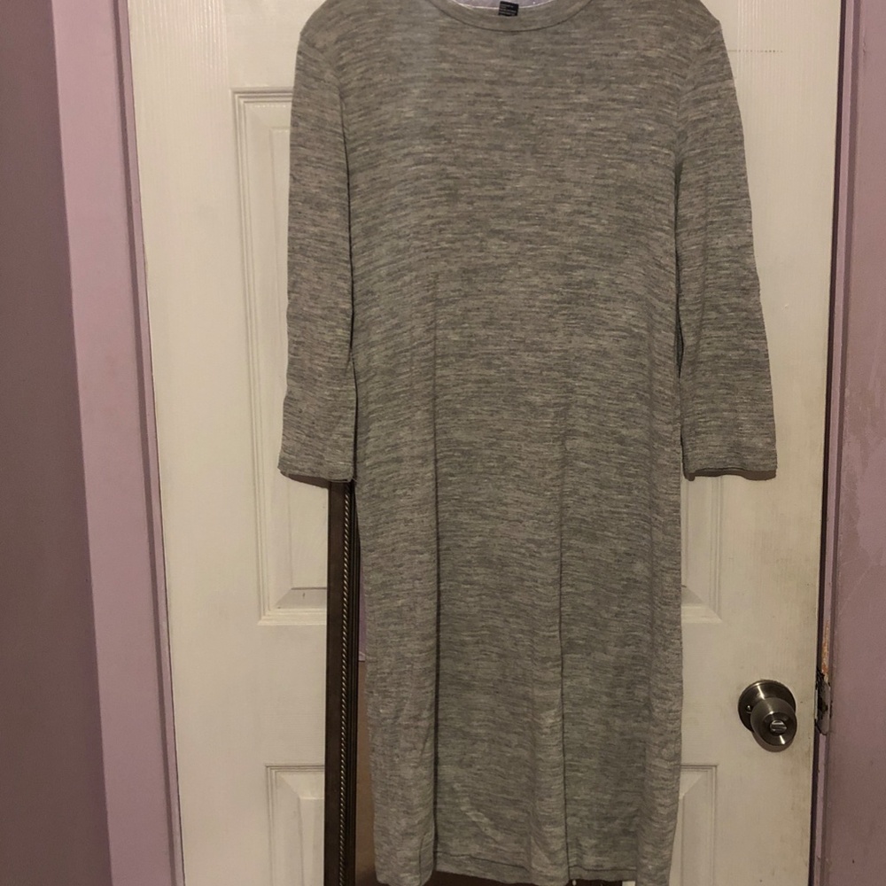 Modest Basic Everyday Comfortable Knee Length Mid… - image 4